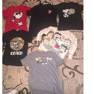6 FUN Peanuts - Snoopy & Friends Shirts Adult Small & Medium T-Shirts